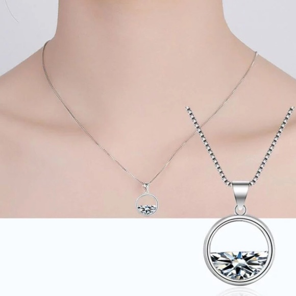 🌟 Sterling Silver 925 CZ Necklace - Picture 3 of 4